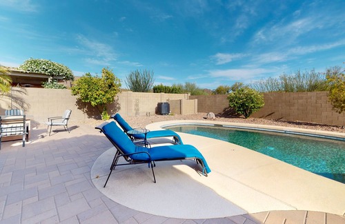 Gold Canyon House | Spacious home with private pool, enclosed yard, patio, firepit, & washer/dryer