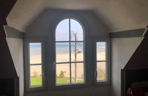 Plestin-les-Greves House | Spacious house, 2 living rooms and hammam on beach with sea view of all rooms