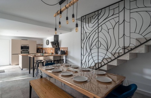 Biscarrosse Plage House | Spacious house 10p, near beach, equipped, terrace, Biscarrosse