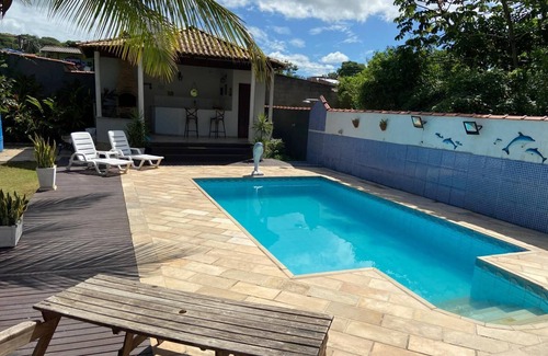 Marica House | Spacious house with swimming pool in Maricá-RJ. Accommodates up to 8 people. Pets allowed.