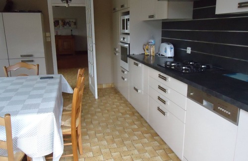 Trelevern Villa | Spacious house for 6 people, 2 km from the sea, 4 bedrooms, large garden