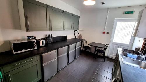 Nottingham Apartment | Spacious house in perfect central location