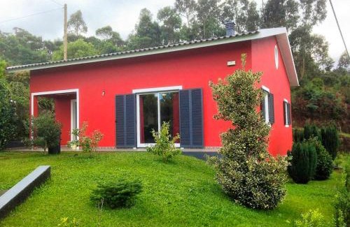Sao Jorge House | Spacious House in Santana with Terrace and Parking Included