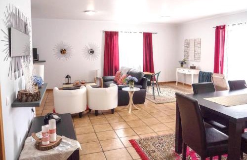 Sao Jorge House | Spacious House in Santana with Terrace and Parking Included