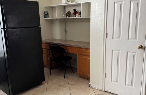 Houston House | Spacious house in superb Houston with AC, fitness room, WiFi
