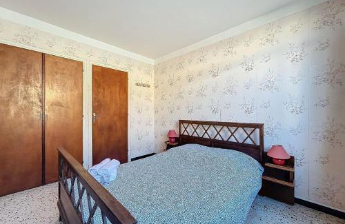 Port-la-Nouvelle House | Spacious house near the beach