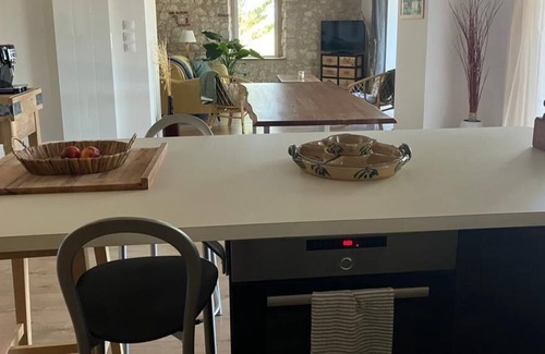 Frausseilles House | SPACIOUS HOUSE - QUIET - GARDEN