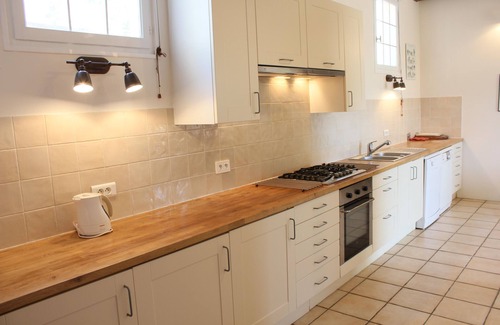 Ceret Villa | Spacious House Set In A Magnificent Surroundings