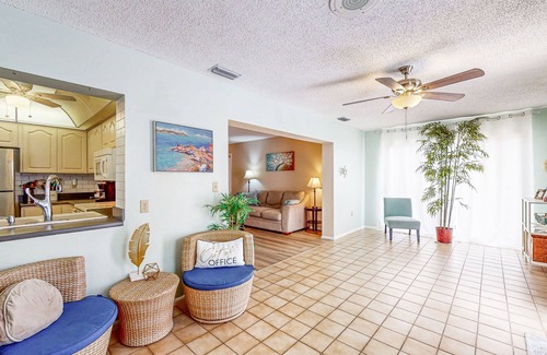 Bradenton House | Spacious house w/a private pool - close to shopping, dining, & beaches