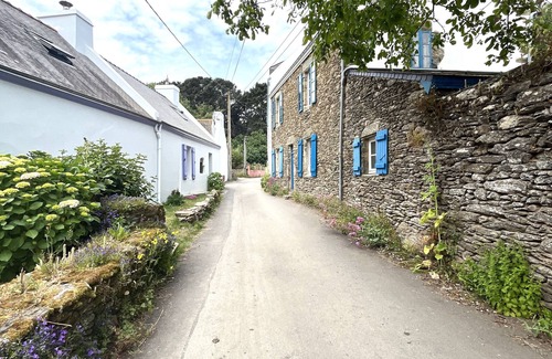 Groix House | Spacious house with garden in the heart of Lomener