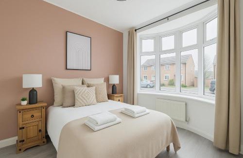 Nottingham City Centre Apartment | Spacious House with Garden