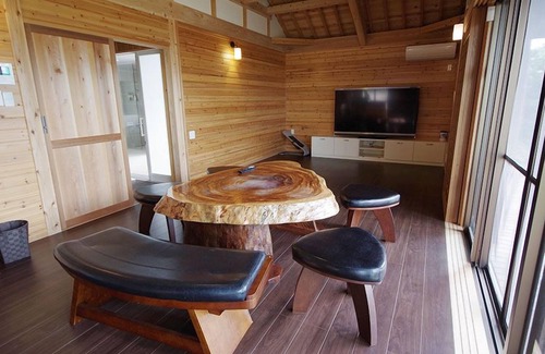 Miyara House | Spacious house with jacuzzi, 3 minutes walk to Miyara Kaigan