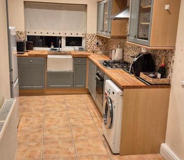 Canton House | Spacious house with parking in excellent location