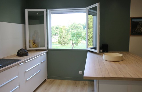 Meyras House | Spacious house with private pool on the river.