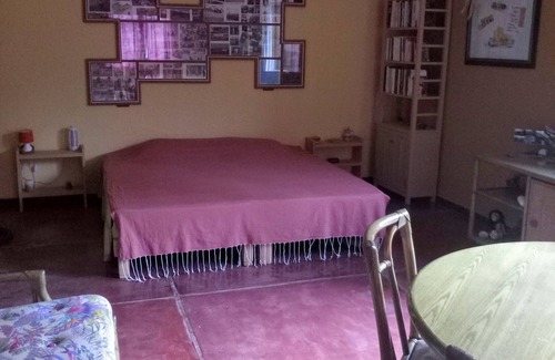 Porto Novo House | Spacious independent room