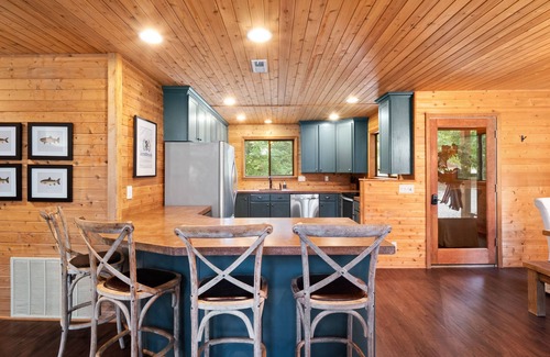 Innsbrook Ski Chalet | Spacious Innsbrook Chalet Ideal for Quiet Weekends at the Lake