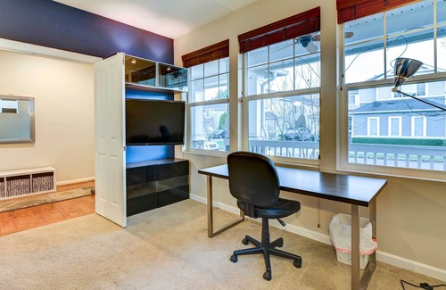 Kent Cottage | Spacious Kent Home Near Seatac Airport w/Patio
