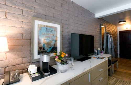 Jackson Apartment | Spacious King Suite | Jackson, WY | Wildlife View