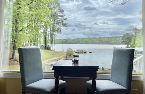 Pleasure Point House | Spacious Lake Martin Getaway - Pace's Point