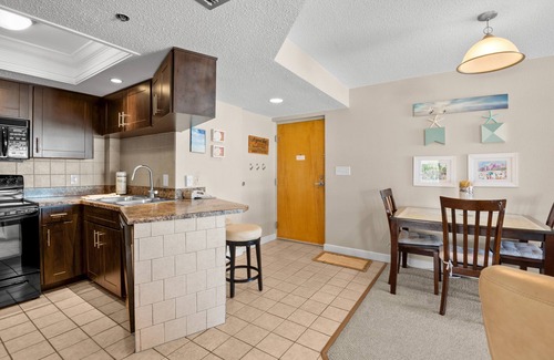 St. Pete Beach Condo | 🌊 Spacious Layout with Stunning Bay Views