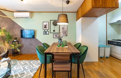 Naha City Centre Apartment | Spacious living room whole room rentedF1/Naha Okinawa