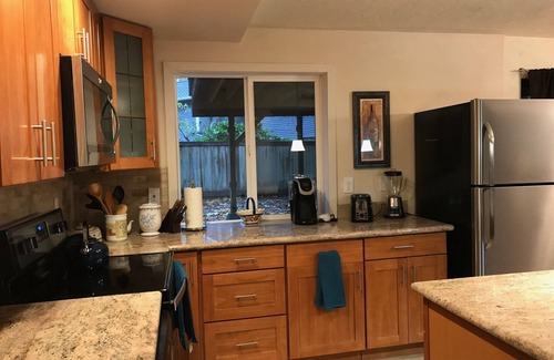 North Juanita House | Spacious living space