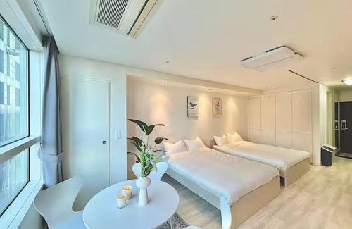 Jongno Apartment | Spacious Loft Myeongdong