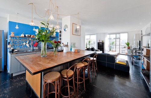 Belsunce Apartment | Spacious loft overlooking the city .