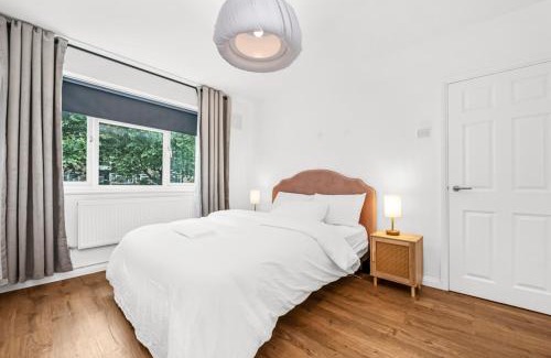 Chaucer Apartment | Spacious London Bridge Flat