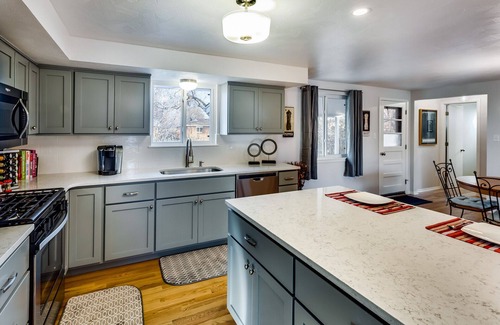 Longmont House | Spacious Longmont Beauty Ready For Guests!