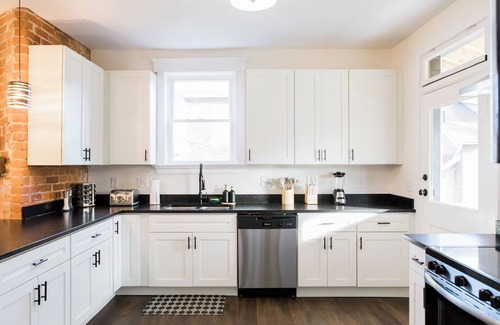 Walnut Hills House | Spacious Lux Cincinnati Group Retreat: Sauna/Spa, Fire pit, 5 min DT