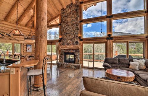 Villa Grove House | Spacious, Luxe Cabin with Mtn Views, Sauna and More!