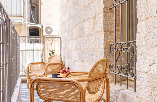 Jerusalem Apartment | Spacious, luxurious and religious