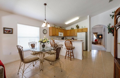 Highgate Park House | Spacious Luxury 4 Bed/3 Bath home in Gated Neighborhood Near Disney