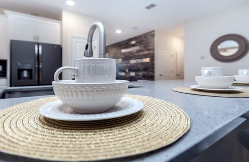 Davenport House | Spacious Luxury Home Near Disney & Universal