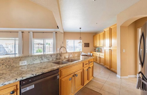 Woodland House | Spacious Luxury Home with an Entertainer Backyard