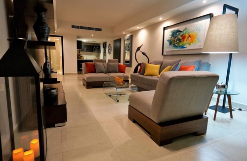 South Hotel Zone Condo | SPACIOUS LUXURY OCEAN FRONT CONDO - Grand Venetian 1 Bed, 2 Bath