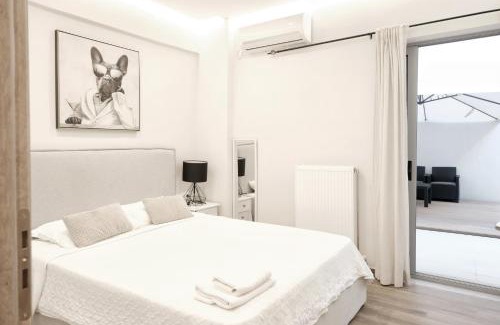 Kinosargous Apartment | Spacious Maisonette Nearby Acropolis