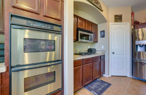 Maricopa House | Spacious Maricopa Home Rental w/Pool & Hot Tub!