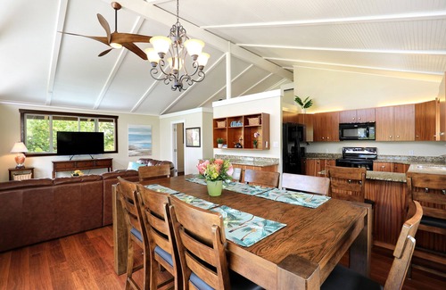Kihei House | Spacious Maui Beach House, Private Pool, AC, Sleeps 6