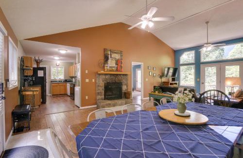 Massanutten House | Spacious McGaheysville Home Hot Tub and Pool Table!