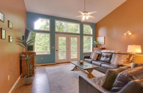 Massanutten House | Spacious McGaheysville Home Hot Tub and Pool Table!