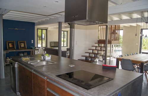 Durfort-Lacapelette House | SPACIOUS, MODERN FAMILY HOUSE - WITH SWIMMING POOL