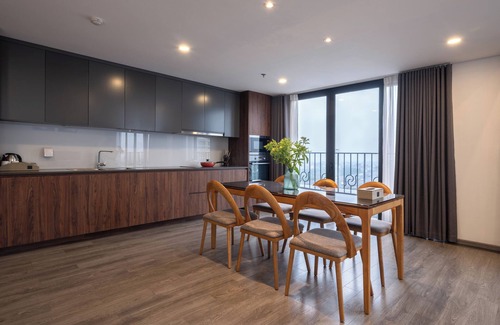 Nhat Tan Apartment | Spacious modern apartment in prime location with spectacular view