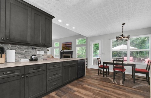Westerville House | Spacious & Modern Home with everything you need!