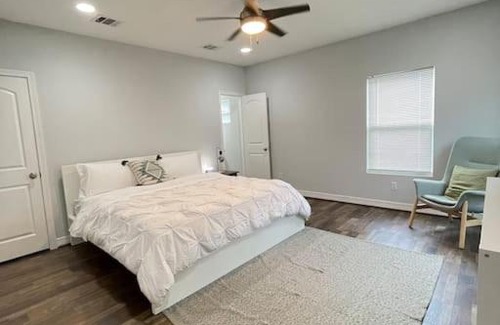 Greater East End House | Spacious Modern Home Downtown near Medical center