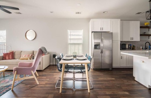 Greater East End House | Spacious Modern Home Downtown near Medical center
