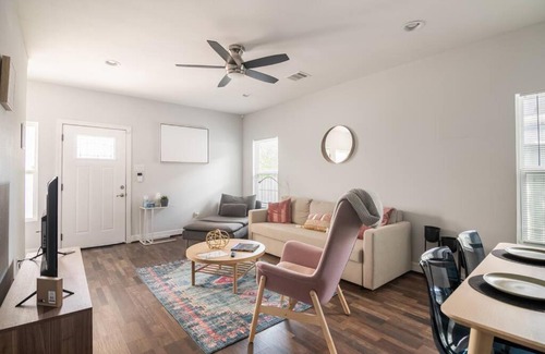 Greater East End House | Spacious Modern Home Downtown near Medical center
