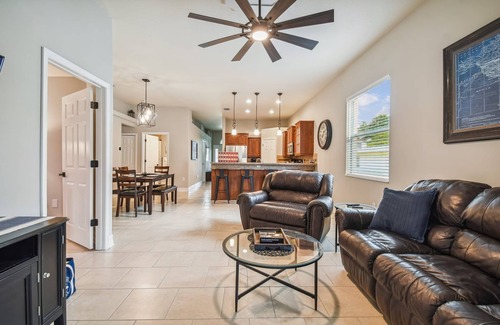 Pinecrest West Park House | Spacious Modern Mediterranean Home