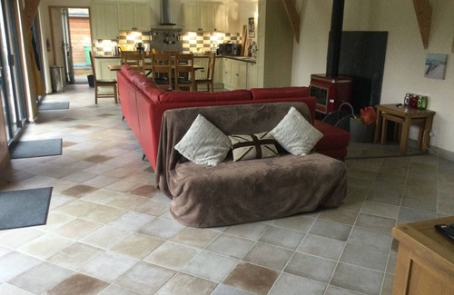 Lancieux House | Spacious Modern Timber Framed House in Quiet Area Close to beaches
